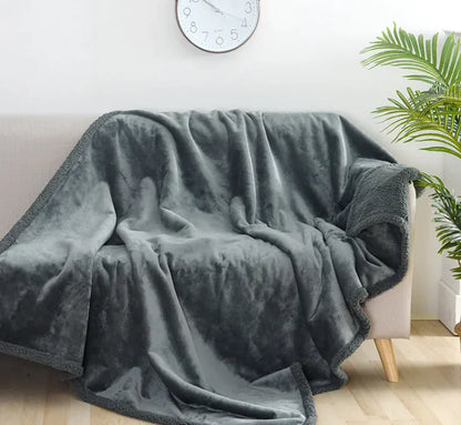 Water-proof Flannel Comfortable Velvet Blanket