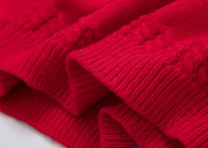 Women's Red Round-neck Pullover Sweater